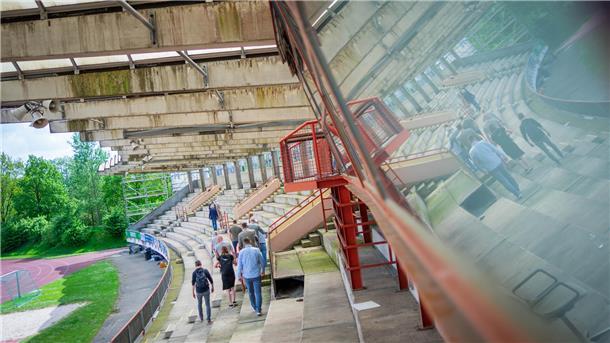 Vom Nordsee-Stadion zur Geeste-Promenade: Städtebau hautnah erleben Neben der Förderung des Goethequartiers steht die Sanierung des Nordsee-Stadions (Foto) auf dem diesjährigen Programmpunkt für Interessierte.