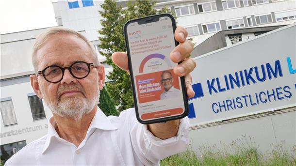 Chefarzt gegen Kirche - Streit um Schwangerschaftsabbrüche Neben der Petition gibt es einen Aufruf zu einem Demomarsch.