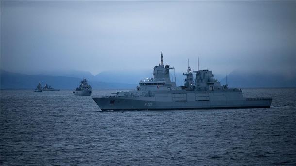 Marine trainiert in Norwegen für den Ernstfall Neun Schiffe und ein U-Boot sind an der Großübung beteiligt.