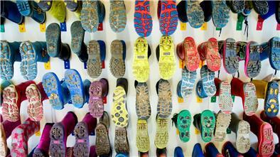 Nicht nur freie Plätze für Gummistiefel sind in den meisten Kindertagesstätten in der Gemeinde Wurster Nordseeküste rar. Fast überall gibt es nur noch wenige – manchenorts sogar gar keine freien Plätze.