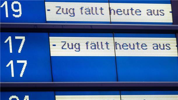 Erste Gleise freigegeben: Zugverkehr in München rollt wieder Nichts geht mehr.
