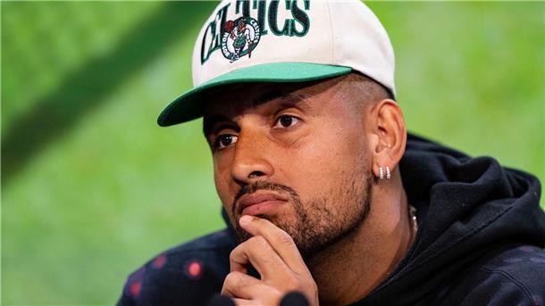 Nick Kyrgios geht davon aus, dass er locker gegen Aryna Sabalenka gewinnen werde. (Archivbild)