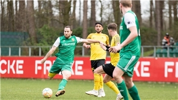 Nico Matern - hier im Spiel gegen Gifhorn - flog in Oldenburg nach einer Tätlichkeit vom Platz und schwächte so sein Team eine Halbzeit lang.