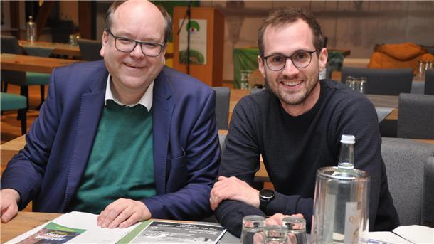 Niedersachsens Umweltminister Christian Meyer (links) und Grünen-Bundestagsabgeordneter Joachim Fuchs im Gespräch mit der BZ-Redaktion.