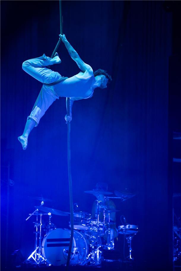 Niklas Bothe beeindruckte mit Akrobatik am Aerial Rope. 