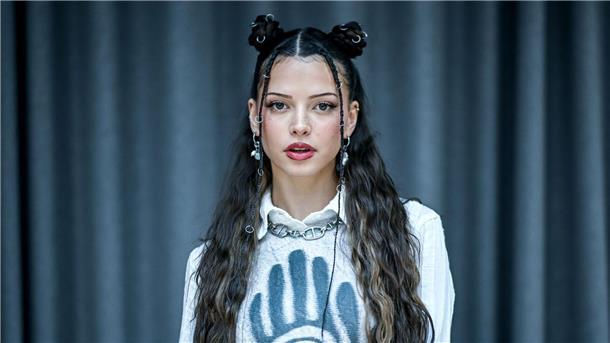 Neues Album von Nina Chuba: „Bin erwachsener geworden“ Nina Chuba findet, sie sei mit ihrem neuen Album etwas erwachsener geworden.