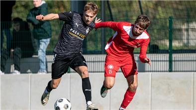 Noah Kirsch (links) wäre beinahe der Anschlusstreffer für den JFV A/O/B/H/Heeslingen gelungen.