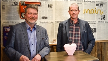 Die Kardiologen Dr. Wolfgang Dausch (links) und Prof. Rüdiger Dißmann beim Gesundheitstalk der Nordsee-Zeitung. 