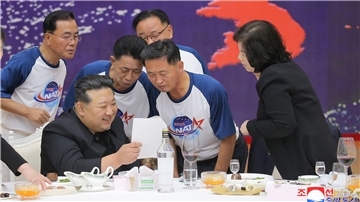 Nordkoreas Machthaber Kim Jong Un hatte angekündigt, sein Land werde in diesem Jahr drei weitere Aufklärungssatelliten starten lassen.