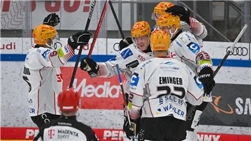 Erfolg macht sexy: Fischtown Pinguins bei Google-Suchanfragen vorne dabei Nur die Fußball-EM toppte die Fischtown Pinguins in diesem Jahr. Bei Google wurde 2024 im ganzen Bundesland Bremen nur das Heim-Turnier häufiger gesucht als die Eishockey-Mannschaft aus Bremerhaven.