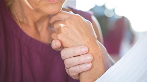 Marktstart für Alzheimer-Mittel Lecanemab in Deutschland Nur für wenige Alzheimer-Patienten kommt die neue Behandlung infrage.