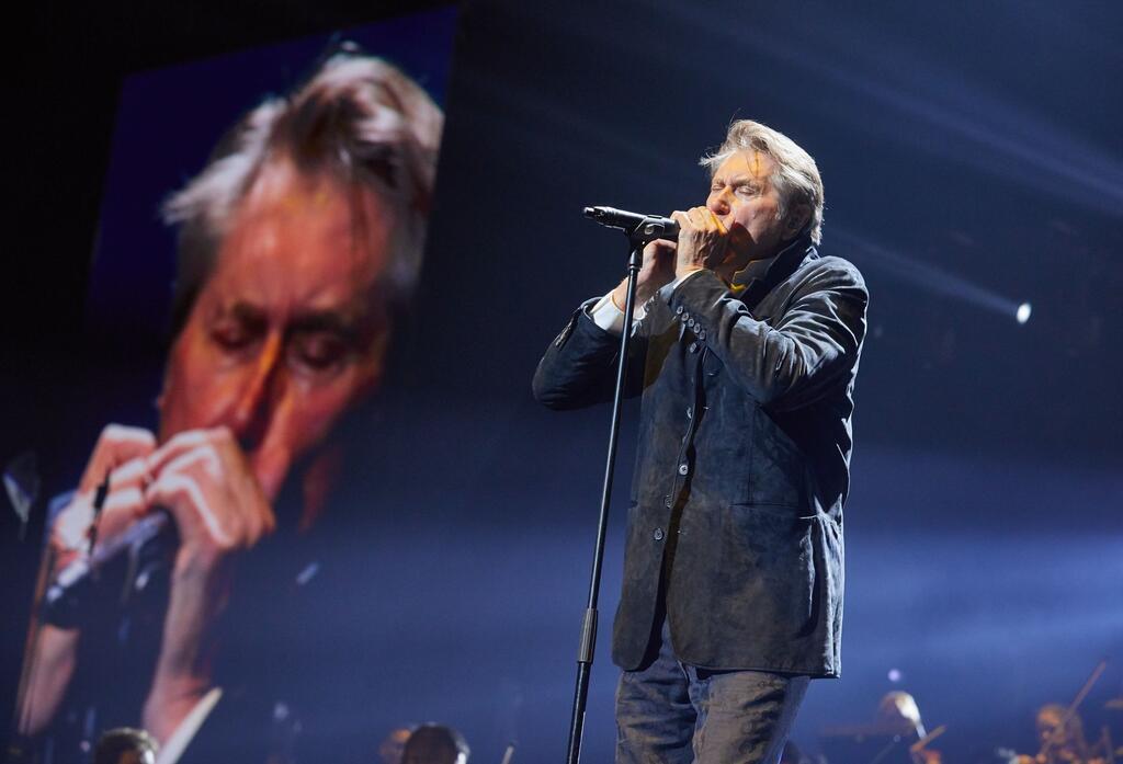 Popikone Bryan Ferry wird 80 und möchte nicht mehr singen Ob Bryan Ferry noch einmal als Sänger auf der Bühne steht, ist fraglich. „Ich möchte mich lieber auf den anderen Teil der Musik fokussieren.“ (Archivbild)