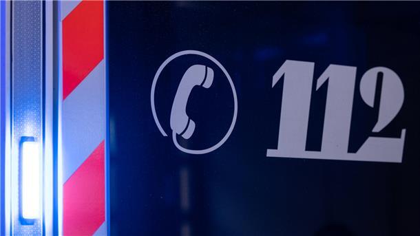 80-Jähriger muss nach Unfall in Cuxhaven reanimiert werden Rettungswagen