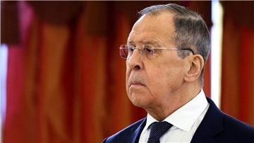 Ohne Erleichterungen für eigene Agrarexporte will Russlands Außenminister Lawrow das Getreideabkommen nicht verlängern.