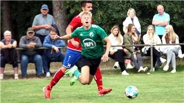 Ole Lemmermann agierte als Zehner, blieb blaß im Spielaufbau.