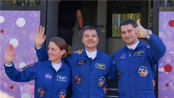 Oleg Kononenko (Mitte) ist bereits zum fünften Mal auf der Internationalen Raumstation (ISS).