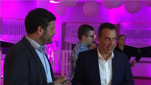 Oliver Lottke fiebert den Ergebnissen in Loxstedt entgegen.