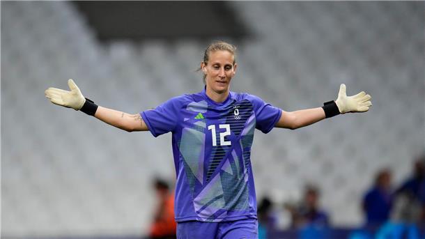 Olympia-Heldin Ann-Katrin Berger ist Fußballerin des Jahres Olympia-Heldin der DFB-Frauen: Ann-Katrin Berger