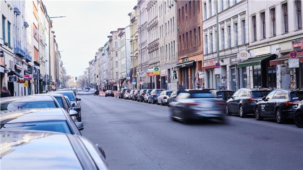 Gefasste Ex-Terroristin Klette: Kreuzberg und Capoeira Oranienstraße in Kreuzberg: „Damn it. Heute wurde in Berlin eine Genossin nach 30 Jahren Untergrund festgenommen.“