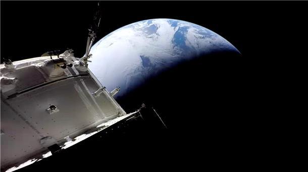 „Orion“ im Anflug auf die Erde.