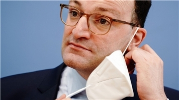 „Pandemie der Ungeimpften“: Jens Spahn verteidigt seine Formulierung aus der Corona-Zeit. (Archivbild)