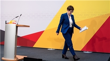 Parteivorsitz und Kanzlerkandidatur gehören laut Annegret Kramp-Karrenbauer in eine Hand.