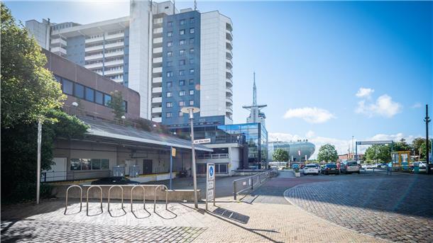 Bremerhavener Innenstadt mit dem alten Karstadt-Gebäude.
