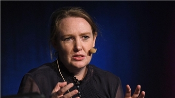 Paula Hawkins‘ „Die blaue Stunde“ ist Kunstkrimi, Psychothriller und Landschaftskrimi in einem. (Archivbild)