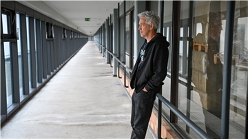 Phil Buehler ist vom alten Columbusbahnhof fasziniert. Der Fotograf aus New York ist auch mit seiner Kamera durch die verlassenen Räume gestreift.