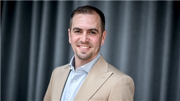 Philipp Lahm erhält Bundesverdienstkreuz Philipp Lahm sei eine der prägendsten Persönlichkeiten des deutschen Fußballs, begründete das Bundespräsidialamt. (Archivbild)
