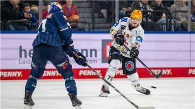 Eishockeyspieler in Aktion