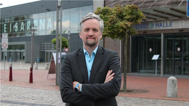 Plant einen Konzert-Marathon im September: Stadthallen-Chef Othmar Gimpel will in Bremerhaven neue Wege gehen.