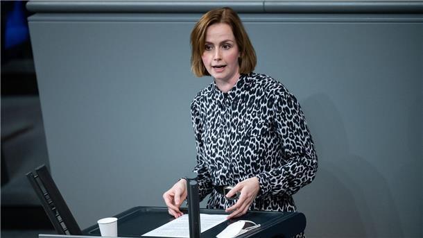 Plattdeutsch müsse wieder stärker Teil des Alltags werden, forderte die FDP-Politikerin Gyde Jensen aus Nordfriesland.