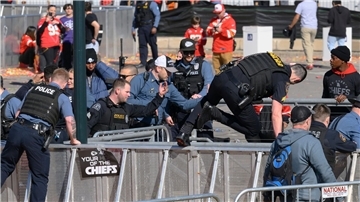 Polizeieinsatz in Kansas City: Bei der Siegesparade der Super-Bowl-Sieger sind Schüsse gefallen.