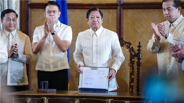 Philippinen verabschieden Gesetze zum Südchinesischen Meer Präsident Marcos Jr. will mit den Gesetzen die Ansprüche seines Landes untermauern.