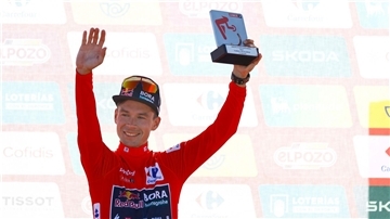 Primoz Roglic führt weiter die Gesamtwertung an.