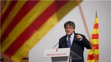 Spanien vor Regierungskrise: Katalanen brechen mit Sánchez Puigdemont lebt seit Jahren im Exil - er könnte aber Spanien in eine Krise stürzen. (Archivbild)