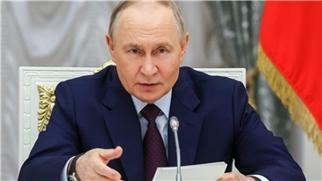 Putin warnt vor „Dekolonisierung“ seines Landes. 