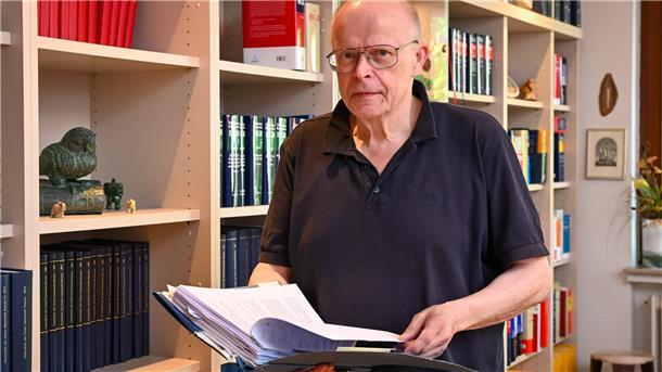 Rechtsanwalt Dr. Dieter Riemer: Sein Normenkontrollantrag gegen die Verordnung wurde zwar weitgehend abgelehnt. Doch Riemer errang einen Teilerfolg