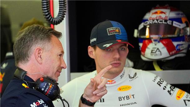 Red-Bull-Teamchef Christian Horner (l) und Max Verstappen.