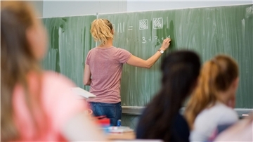 Reform des Schulgesetzes: Kinder sollen früher lernen, wie Mitbestimmung funktioniert – Lehrerinnen und Lehrer bekommen mehr Gestaltungsspielraum. (Archivbild)