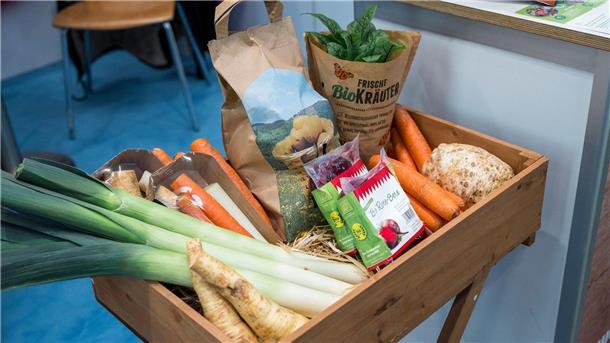 Bio-Produkte sind wieder stärker gefragt Regionales und saisonales Gemüse aus Franken auf der Naturkostmesse Biofach in Nürnberg.