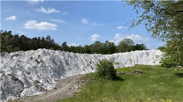 Rest der rekultivierten Rückstandshalde des ehemaligen Kaliwerks „Aller-Nordstern“ in Groß Häuslingen – ein stilles Zeugnis vergangener Bergbauzeit.