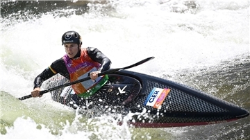 Ricarda Funk zieht ins WM-Finale ein und landet dann auf Platz vier im Kajak-Wettbewerb.