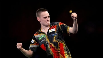 Ricardo Pietreczko rockt die Darts-WM! Als einziger Deutscher in der dritten Runde glänzt „Pikachu“ mit einer starken Leistung.  #DartsWM #RicardoPietreczko