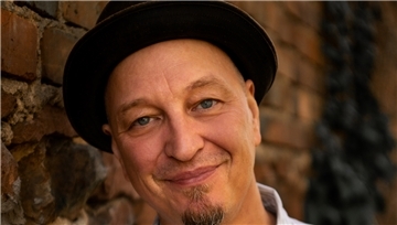 Robert Carl Blank.