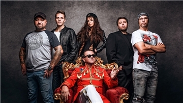 Rock me Falco nennt sich diese Formation, die am 15. August im Rahmen des Bremerhavener Musiksommers im Schaufenster Bremerhaven gastiert.