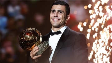 Rodri führte Man City und die spanische Auswahl zum Titel.