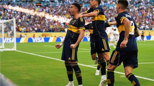 Bayern aufgepasst: Wilder Wut-Auftritt von Maradonas Erben Rodrigo Battaglia (l) jubelt nach seinem Treffer für die Boca Juniors.
