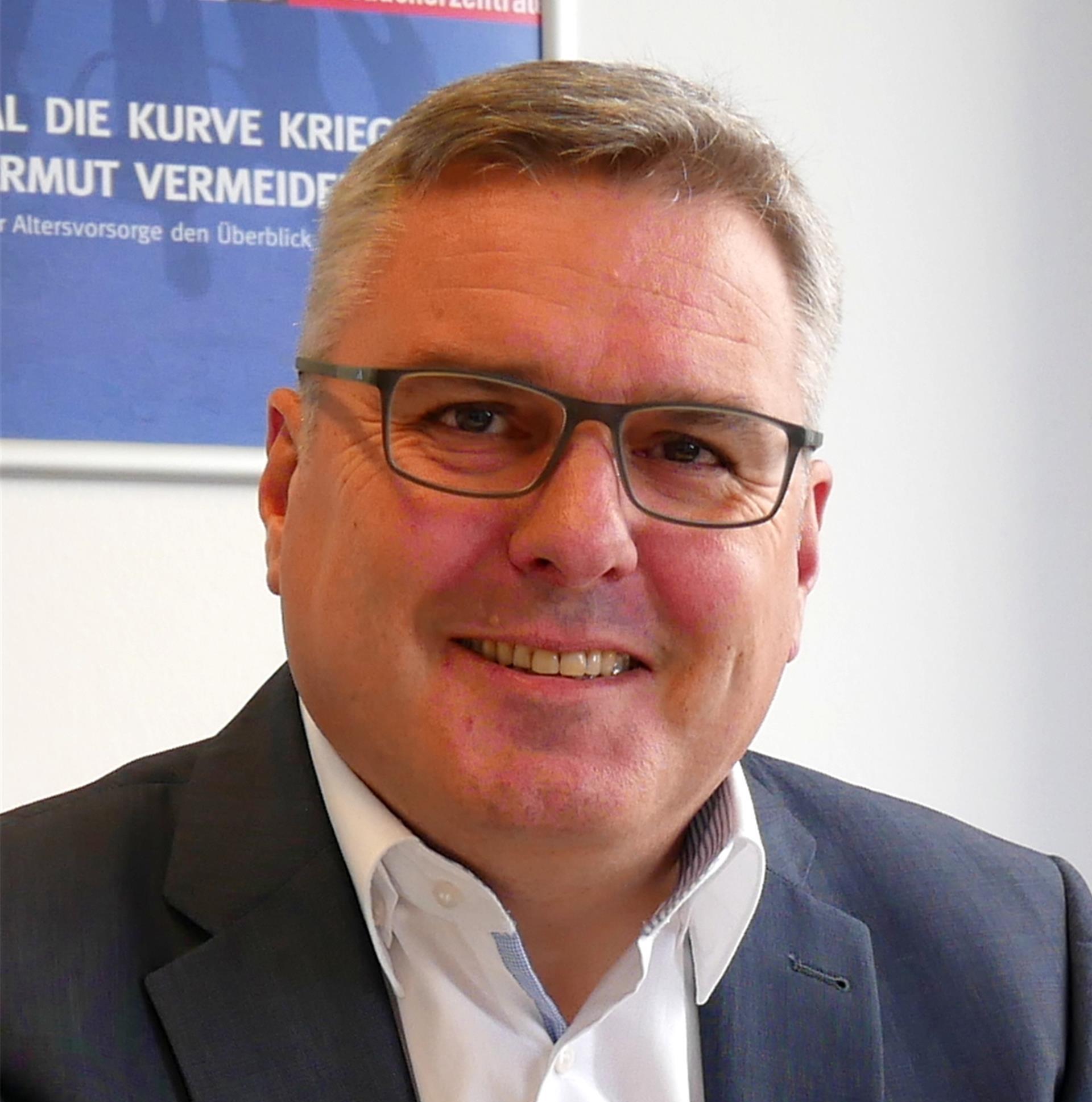 Schäden durch Naturgewalten absichern Roland Stecher